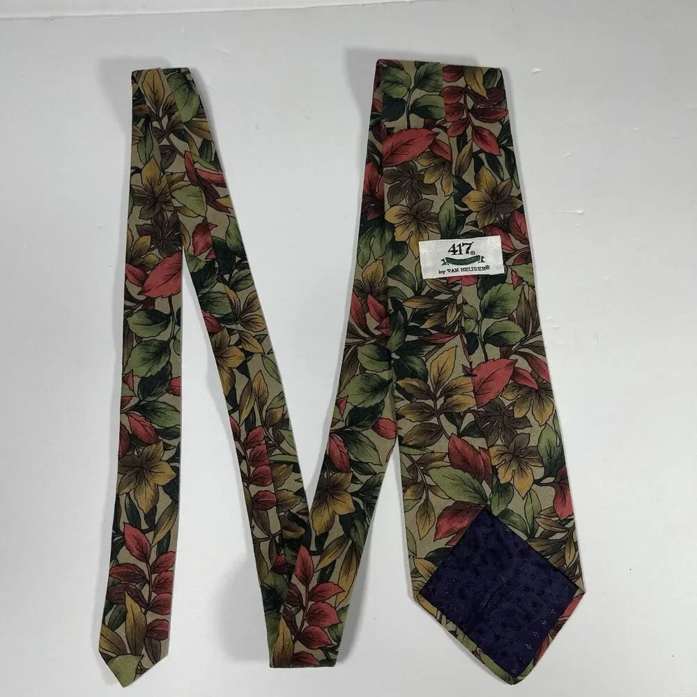Vtg 417 by Van Heusen Mens Tie Cotton Floral Leaf Botanical Earth Tones Made USA